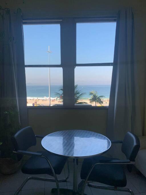 Em Frente Ao Mar - Copacabana Apartment Rio de Janeiro